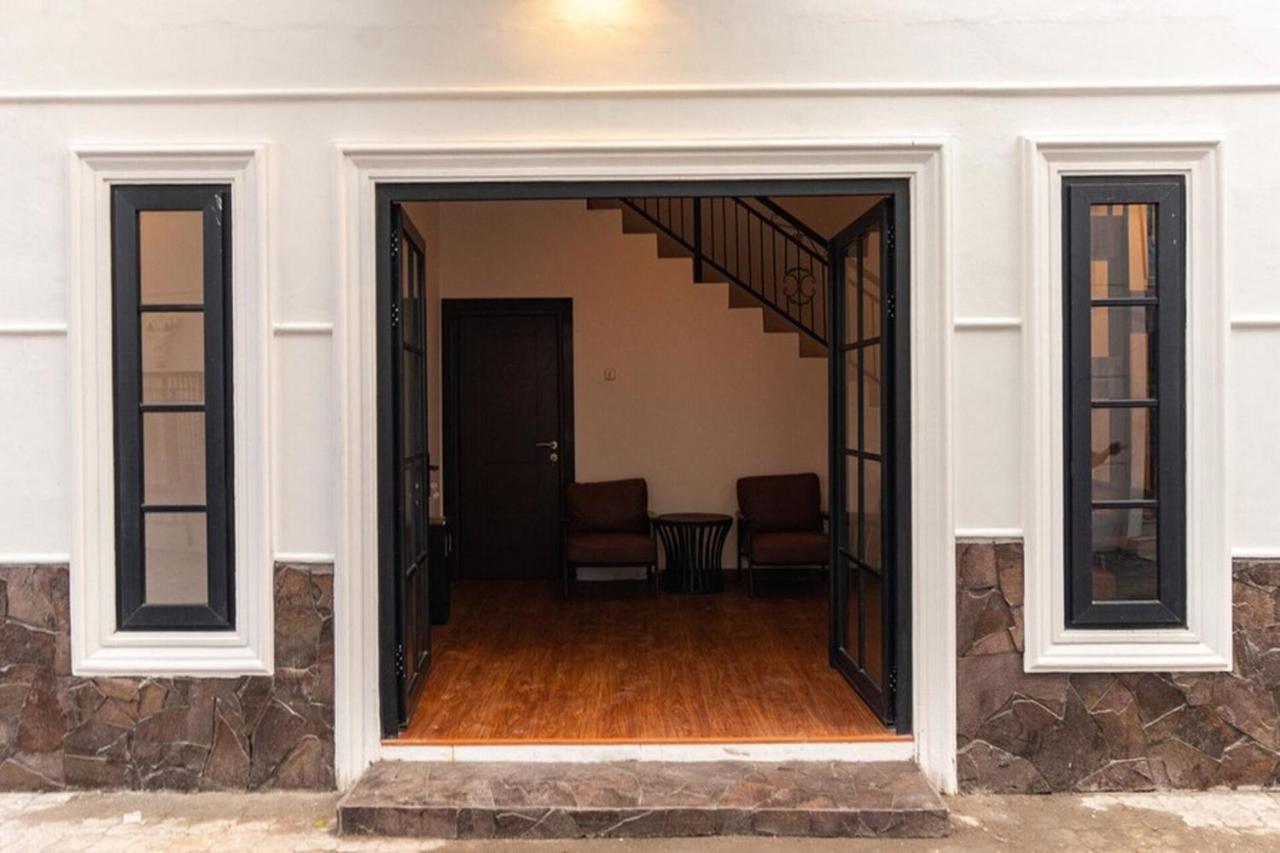 Hotel Reddoorz @ Binjai Extérieur photo